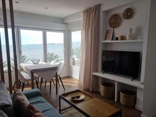 Lloguer Estudi Torre ladeada. Estudio con impresionantes vistas al mar Lloguer Estudi Torre ladeada. Estudio con impresionantes vistas al mar
