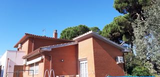 Lloguer Xalet Entre montornes y vilanova. Chalet con 5 habitaciones con parking, calefacción, aire acondic Lloguer Xalet Entre montornes y vilanova. Chalet con 5 habitaciones con parking, calefacción, aire acondic
