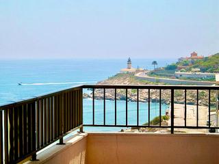 Apartament a Carrer nevers 8e. Faro de cullera. exterior, orientado al este. con 2 terrazas ext Apartament a Carrer nevers 8e. Faro de cullera. exterior, orientado al este. con 2 terrazas ext