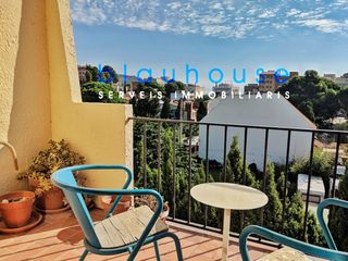 Apartamento Vila. A 250m de la platja i asolellat Apartamento Vila. A 250m de la platja i asolellat