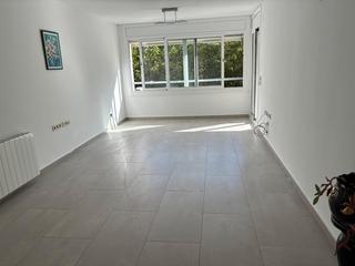 Pis  Carrer de balmes. Piso de 115m2 con 2 plazas de parking y 2 trasteros Pis  Carrer de balmes. Piso de 115m2 con 2 plazas de parking y 2 trasteros