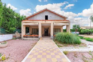 Chalet Polígono poligono 27. Vive donde el campo te abraza y tu alma se relaja. Chalet Polígono poligono 27. Vive donde el campo te abraza y tu alma se relaja.