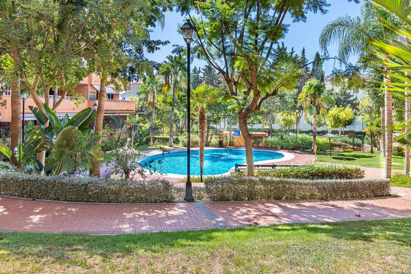 Foto c64531cb-1f47-4b08-9a03-b3e0e4f44e09. Dúplex en avenida conde rudi 4 en La Carolina - Guadalpín Marbella Foto c64531cb-1f47-4b08-9a03-b3e0e4f44e09. Dúplex en avenida conde rudi 4 en La Carolina - Guadalpín Marbella