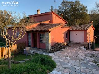 Maison à Caldes de Malavella. Fantástica casa luminosa en can carbonell Maison à Caldes de Malavella. Fantástica casa luminosa en can carbonell