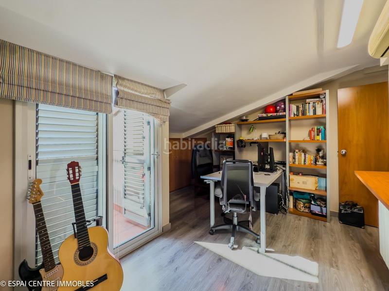 Foto 10455c8e-0857-4c9d-b281-e7302acc08ec. Dúplex  con 4 habitaciones con plaza de aparcamiento y trastero en Terrassa Foto 10455c8e-0857-4c9d-b281-e7302acc08ec. Dúplex  con 4 habitaciones con plaza de aparcamiento y trastero en Terrassa