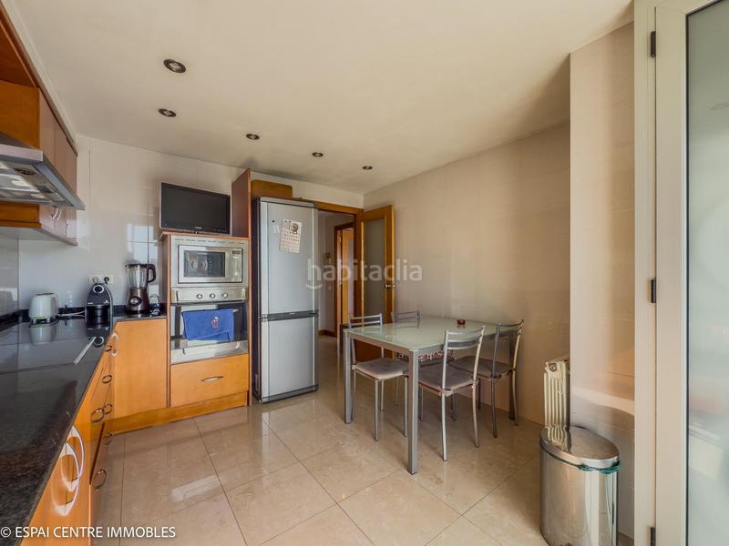 Foto 2fa47144-9be2-4031-932b-3b3e66348c33. Dúplex  con 4 habitaciones con plaza de aparcamiento y trastero en Terrassa Foto 2fa47144-9be2-4031-932b-3b3e66348c33. Dúplex  con 4 habitaciones con plaza de aparcamiento y trastero en Terrassa