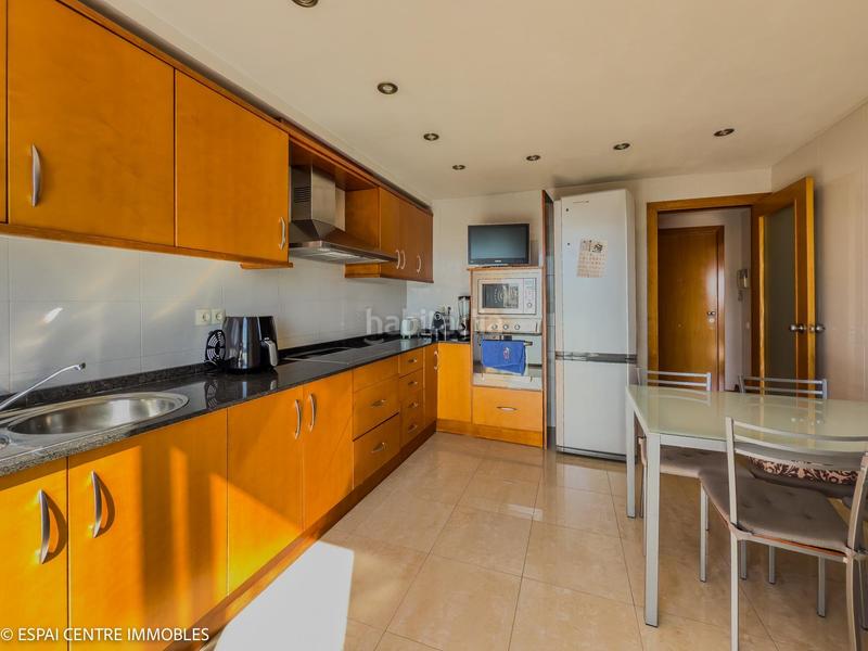 Foto 6156a669-94e9-4f5a-87d4-64f8284825e0. Dúplex  con 4 habitaciones con plaza de aparcamiento y trastero en Terrassa Foto 6156a669-94e9-4f5a-87d4-64f8284825e0. Dúplex  con 4 habitaciones con plaza de aparcamiento y trastero en Terrassa