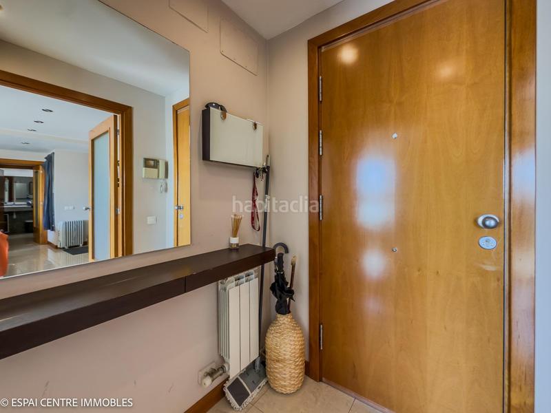 Foto cb06f49b-0ded-498c-88ed-2acca8031c5f. Dúplex  con 4 habitaciones con plaza de aparcamiento y trastero en Terrassa Foto cb06f49b-0ded-498c-88ed-2acca8031c5f. Dúplex  con 4 habitaciones con plaza de aparcamiento y trastero en Terrassa