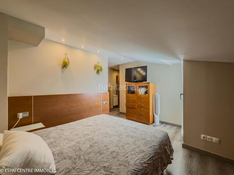 Foto e647f93a-4666-4433-941f-303d534ee5b5. Dúplex  con 4 habitaciones con plaza de aparcamiento y trastero en Terrassa Foto e647f93a-4666-4433-941f-303d534ee5b5. Dúplex  con 4 habitaciones con plaza de aparcamiento y trastero en Terrassa