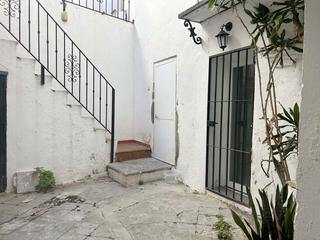 Studio à Plaza san martín 5. Encantadora planta baja a reformar en el casco antiguo de tarifa Studio à Plaza san martín 5. Encantadora planta baja a reformar en el casco antiguo de tarifa