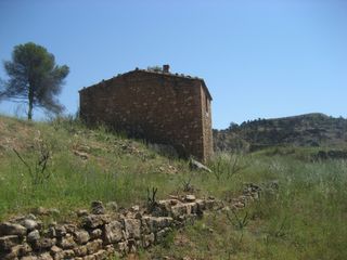 Finca rústica en Maials. Amb dues masies per reformar Finca rústica en Maials. Amb dues masies per reformar