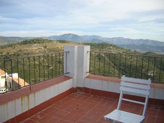 House in Benafigos House in Benafigos