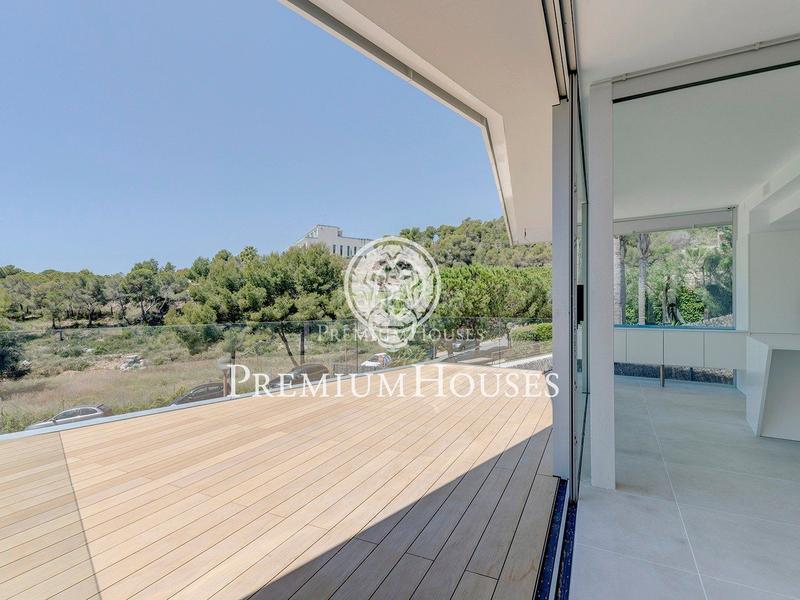 Foto f44f7aba-5bac-4ca0-bb64-b2ab8ea475a8. Casa amb calefacció aparcament piscina a Can Girona - Terramar - Vinyet Sitges Foto f44f7aba-5bac-4ca0-bb64-b2ab8ea475a8. Casa amb calefacció aparcament piscina a Can Girona - Terramar - Vinyet Sitges