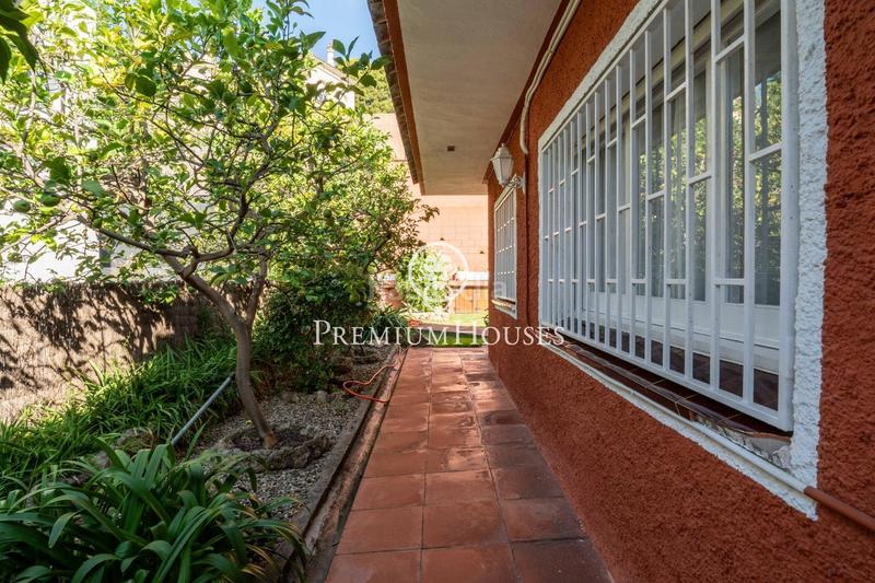 Foto 005caa9d-ae65-4ffc-9d54-bd7ed18bb5a0. Casa amb calefacció aparcament piscina a Montmar Castelldefels Foto 005caa9d-ae65-4ffc-9d54-bd7ed18bb5a0. Casa amb calefacció aparcament piscina a Montmar Castelldefels