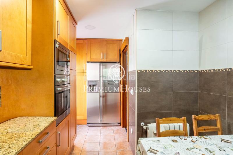 Foto a8419e69-4587-4e05-867d-10a0848eca52. Casa amb calefacció aparcament piscina a Montmar Castelldefels Foto a8419e69-4587-4e05-867d-10a0848eca52. Casa amb calefacció aparcament piscina a Montmar Castelldefels