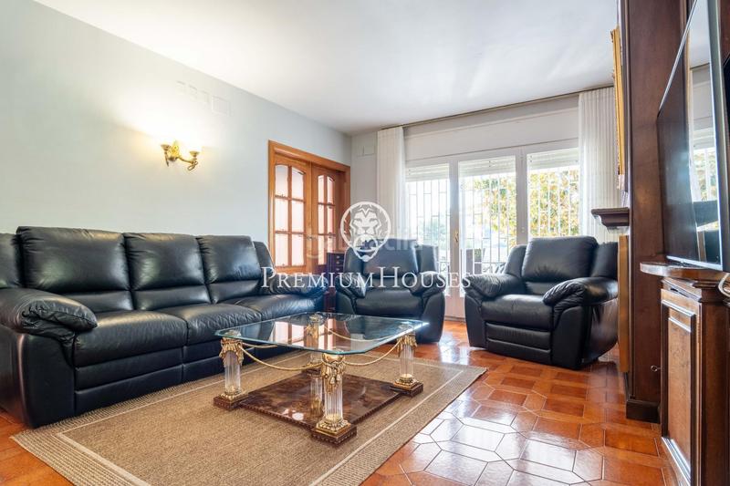 Foto b6367852-a6b3-437c-819f-64e008910c37. Casa amb calefacció aparcament piscina a Montmar Castelldefels Foto b6367852-a6b3-437c-819f-64e008910c37. Casa amb calefacció aparcament piscina a Montmar Castelldefels