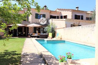 Reihenhaus in Santa Eugènia. Chalet adosado en venta Reihenhaus in Santa Eugènia. Chalet adosado en venta