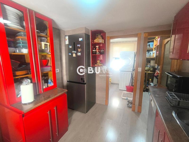 Foto 14583299-3951-43f9-aa94-c235995da02f. Casa adossada amb calefacció aparcament a Centro Lucena Foto 14583299-3951-43f9-aa94-c235995da02f. Casa adossada amb calefacció aparcament a Centro Lucena