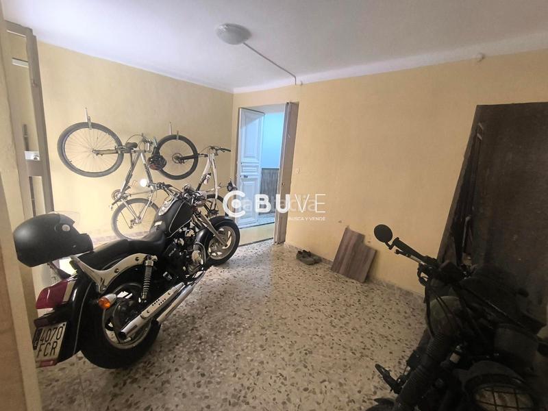 Foto 5dd510e6-bdaf-47ff-8eda-9e8df933f871. Casa adossada amb calefacció aparcament a Centro Lucena Foto 5dd510e6-bdaf-47ff-8eda-9e8df933f871. Casa adossada amb calefacció aparcament a Centro Lucena