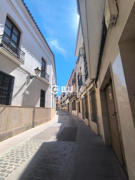 Foto 6ef72cdd-14b1-4b43-8373-bb7c8dbd98b7. Casa adossada amb calefacció aparcament a Centro Lucena Foto 6ef72cdd-14b1-4b43-8373-bb7c8dbd98b7. Casa adossada amb calefacció aparcament a Centro Lucena