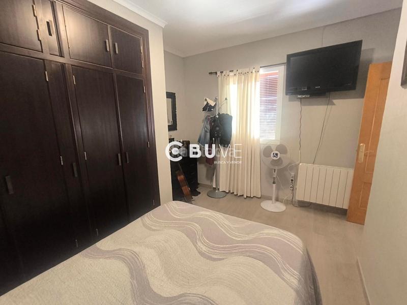 Foto ba9656a1-5955-4408-8632-128e8bfe4132. Casa adossada amb calefacció aparcament a Centro Lucena Foto ba9656a1-5955-4408-8632-128e8bfe4132. Casa adossada amb calefacció aparcament a Centro Lucena