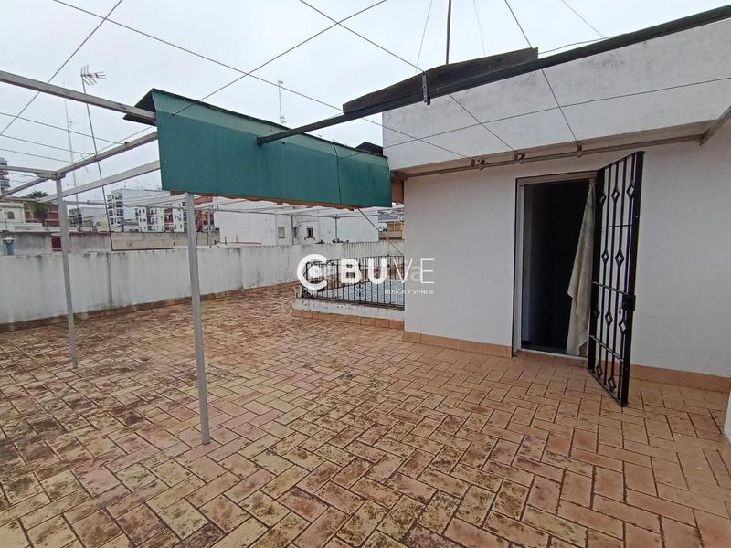 Foto 5dc3ca53-45fc-4cf7-8688-d68cc3184c98. Casa amb aparcament a Barrio Alto San Juan de Aznalfarache Foto 5dc3ca53-45fc-4cf7-8688-d68cc3184c98. Casa amb aparcament a Barrio Alto San Juan de Aznalfarache
