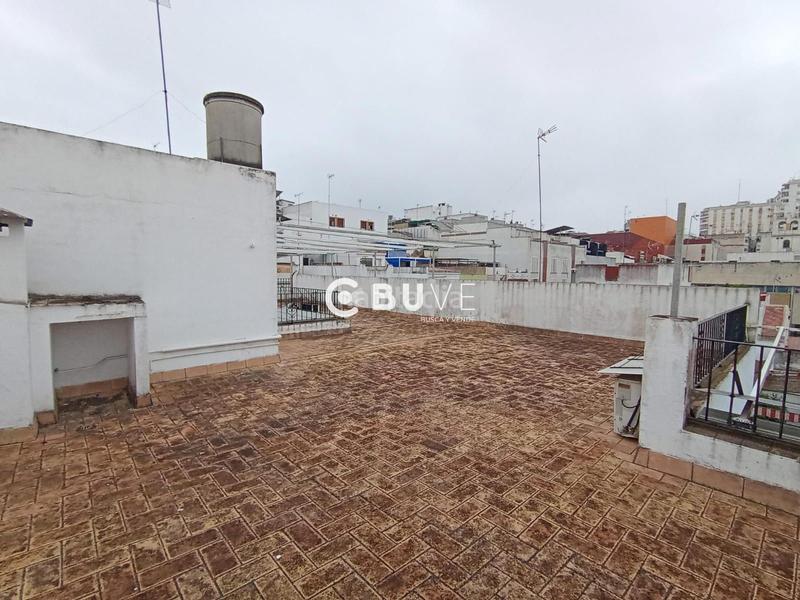 Foto cf137bad-84c1-4511-91b2-e04ab205b315. Casa amb aparcament a Barrio Alto San Juan de Aznalfarache Foto cf137bad-84c1-4511-91b2-e04ab205b315. Casa amb aparcament a Barrio Alto San Juan de Aznalfarache