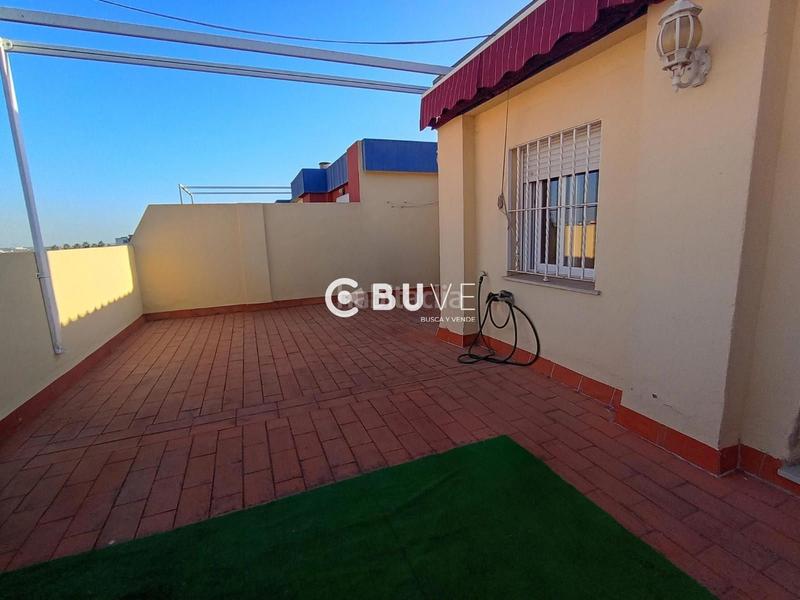 Foto 17fe0a8a-ba28-4739-9fe5-1cae9cd18df0. Dúplex amb aparcament piscina a Barrio Alto San Juan de Aznalfarache Foto 17fe0a8a-ba28-4739-9fe5-1cae9cd18df0. Dúplex amb aparcament piscina a Barrio Alto San Juan de Aznalfarache