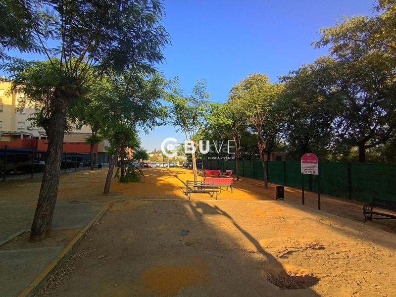 Foto f8899c38-2506-4b25-8aac-0fe3c4917c95. Dúplex amb aparcament piscina a Barrio Alto San Juan de Aznalfarache Foto f8899c38-2506-4b25-8aac-0fe3c4917c95. Dúplex amb aparcament piscina a Barrio Alto San Juan de Aznalfarache