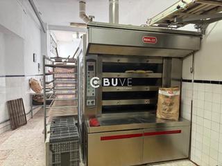 Maison  Cadiz. Buve vende negocio en setenil de las bodegas Maison  Cadiz. Buve vende negocio en setenil de las bodegas