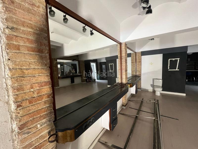Foto bb4bf253-e8f8-4244-a559-8cdacf0cdc76. Local comercial en La Gavarra Cornellà de Llobregat Foto bb4bf253-e8f8-4244-a559-8cdacf0cdc76. Local comercial en La Gavarra Cornellà de Llobregat