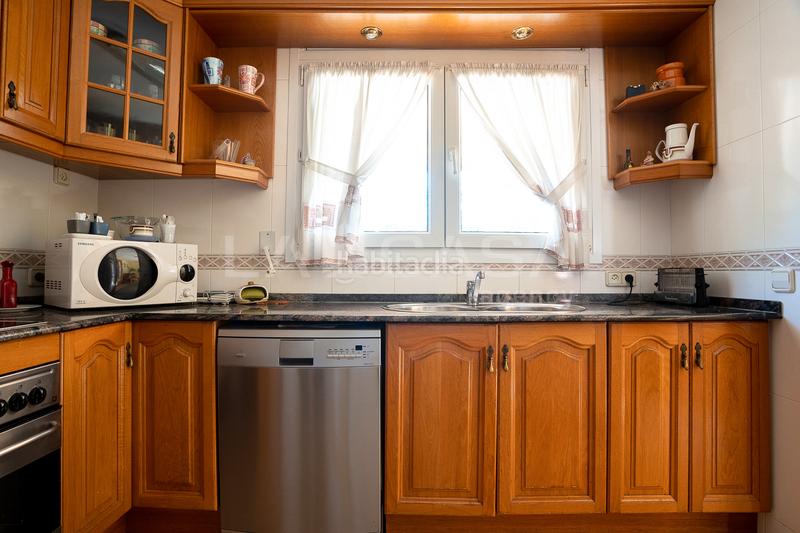 Foto 1f81694d-095d-4b7f-945c-b2c7da1c27a3. Semi detached house with heating parking in Font Verda Granollers Foto 1f81694d-095d-4b7f-945c-b2c7da1c27a3. Semi detached house with heating parking in Font Verda Granollers