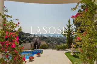 Casa  Carrer mas gabana. Exclusiva vivienda con piscina y vistas al mar en arenys de munt Casa  Carrer mas gabana. Exclusiva vivienda con piscina y vistas al mar en arenys de munt