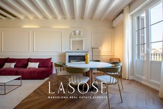 Pis  Passeig isabel ii. Exclusiva vivienda con piscina comunitaria en finca catalogada f Pis  Passeig isabel ii. Exclusiva vivienda con piscina comunitaria en finca catalogada f