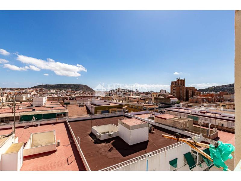 Foto 06014f37-fd7d-4925-9835-6653b9789789. Àtic a Carolinas Altas Alicante Foto 06014f37-fd7d-4925-9835-6653b9789789. Àtic a Carolinas Altas Alicante