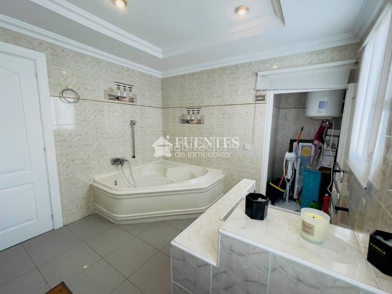 Foto 271b2db2-eabf-46cc-bc2a-9abad5d83814. Àtic a Carolinas Altas Alicante Foto 271b2db2-eabf-46cc-bc2a-9abad5d83814. Àtic a Carolinas Altas Alicante