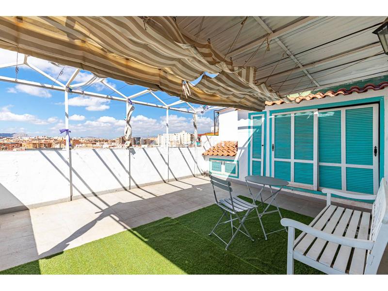 Foto 547d6570-3f57-4cda-b607-be5054c144ee. Àtic a Carolinas Altas Alicante Foto 547d6570-3f57-4cda-b607-be5054c144ee. Àtic a Carolinas Altas Alicante