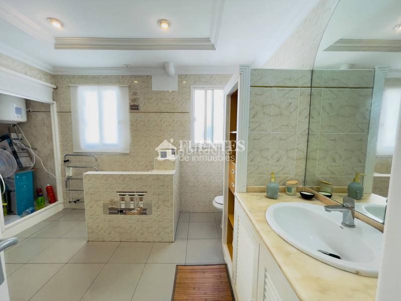 Foto adb00709-f2e0-44a2-8cc4-b0a1e98890bd. Àtic a Carolinas Altas Alicante Foto adb00709-f2e0-44a2-8cc4-b0a1e98890bd. Àtic a Carolinas Altas Alicante