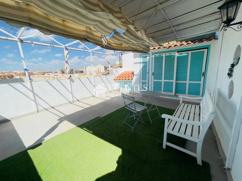 Foto dacae114-5c55-46c6-8371-03158e049f76. Àtic a Carolinas Altas Alicante Foto dacae114-5c55-46c6-8371-03158e049f76. Àtic a Carolinas Altas Alicante