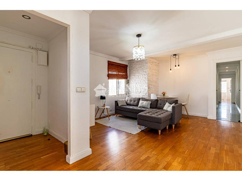 Foto e42b710d-482a-4b0e-a6f9-066e1fc89b4b. Àtic a Carolinas Altas Alicante Foto e42b710d-482a-4b0e-a6f9-066e1fc89b4b. Àtic a Carolinas Altas Alicante