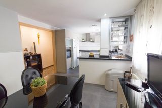 Appartamento in El Mercado. Vivienda cálida y luminosa Appartamento in El Mercado. Vivienda cálida y luminosa