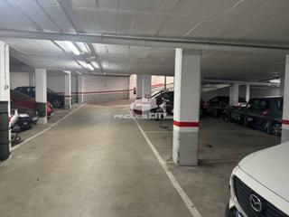Lloguer Aparcament cotxe Bruguera. Plaza de parking de 3m2 para moto, en zona plaza cataluña Lloguer Aparcament cotxe Bruguera. Plaza de parking de 3m2 para moto, en zona plaza cataluña