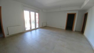Alquiler Piso en Avinguda catalunya, 46. Todo exterior Alquiler Piso en Avinguda catalunya, 46. Todo exterior