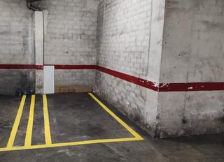 Parking coche  Carrer de trinxant. Plaza de aparcamiento nº 6 ubicada en la calle trinxant, de barc Parking coche  Carrer de trinxant. Plaza de aparcamiento nº 6 ubicada en la calle trinxant, de barc