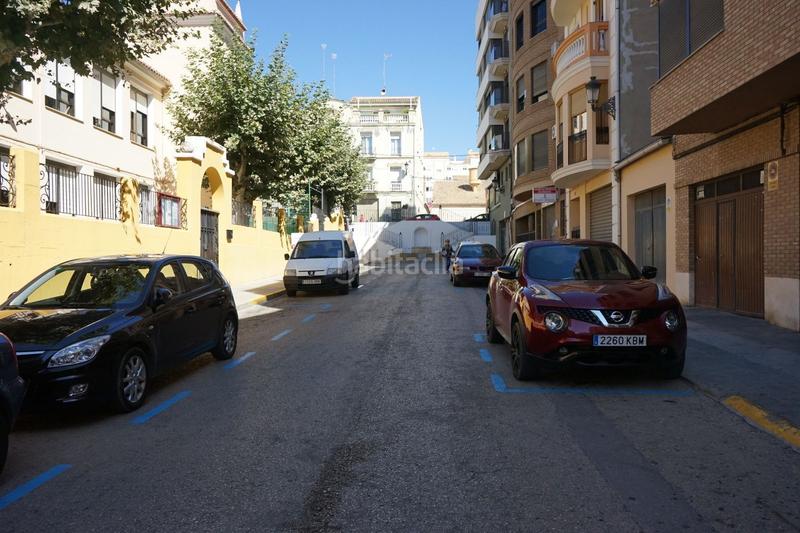 Foto c5ddbfd7-f90f-4b39-b3ed-56791cb24ab2. Alquiler parking coche en maestro alonso 8 en Requena Foto c5ddbfd7-f90f-4b39-b3ed-56791cb24ab2. Alquiler parking coche en maestro alonso 8 en Requena