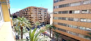 Appartement à Ensanche-Diputación. Exclusiva, vivienda centrica con cuatro dormitorios orientacion Appartement à Ensanche-Diputación. Exclusiva, vivienda centrica con cuatro dormitorios orientacion