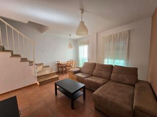 Casa a Los Molinos. Casa en venta en zona santa lucía, 3 dormitorios. Casa a Los Molinos. Casa en venta en zona santa lucía, 3 dormitorios.
