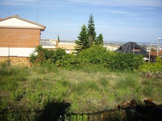 Wohngrundstück in Carrer de la troana 27. Solar en venta en albarrosa Wohngrundstück in Carrer de la troana 27. Solar en venta en albarrosa