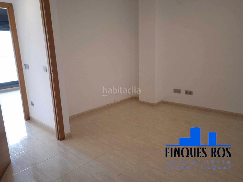 Foto 11e2ddf3-89ee-45af-8082-2c68e082e1d5. Pis a Casco Urbano Vinaròs Foto 11e2ddf3-89ee-45af-8082-2c68e082e1d5. Pis a Casco Urbano Vinaròs