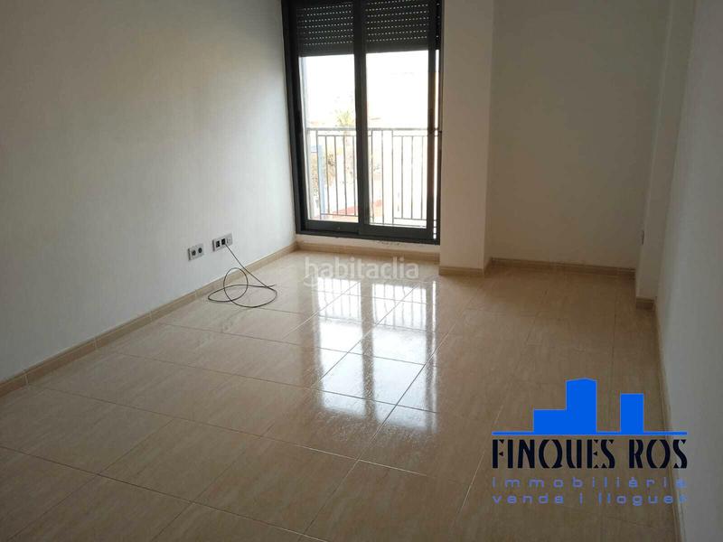 Foto dc051022-41e5-4d8e-a3af-77e503198c74. Pis a Casco Urbano Vinaròs Foto dc051022-41e5-4d8e-a3af-77e503198c74. Pis a Casco Urbano Vinaròs